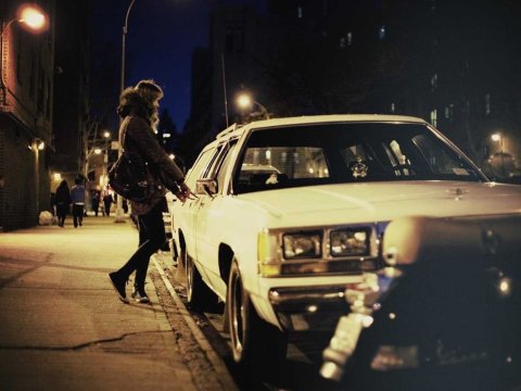 girl-car-brooklyn-city-driving